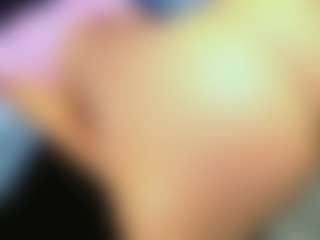 Daniiela-Foxx's Live Sex Cam Show