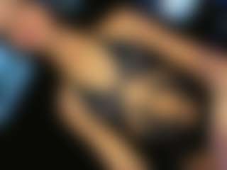 Live cam show with Daniiela-Foxx - Lean on camwithhim.com
