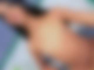 Live cam show with Daniiela-Foxx - Black on Dolls Live