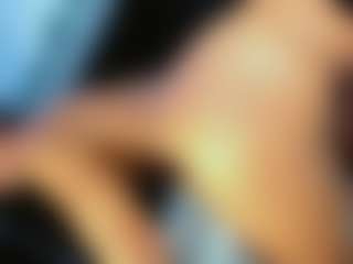 Live cam show with Daniiela-Foxx - Spank on boobsie.com