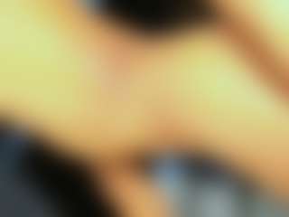 Live cam show with Daniiela-Foxx - Orgasm on boobsie.com