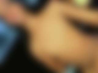 Daniiela-Foxx's Live Sex Cam Show