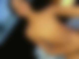Live cam show with Daniiela-Foxx - Brown Eyes on StripNow