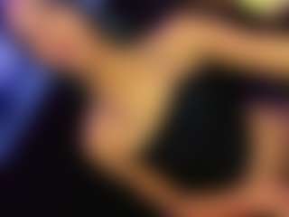 Live cam show with Daniiela-Foxx - Big Cock on Fling VIP Chat