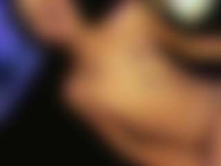 Live cam show with Daniiela-Foxx - Lean on Camsoda