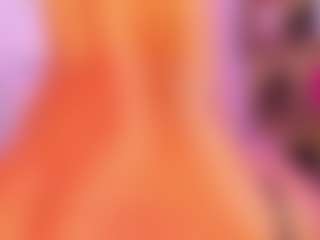 Live cam show with Tylla - Small Tits on AdultVida.com