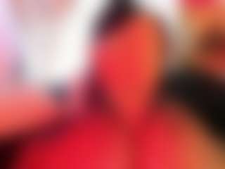 Live cam show with Tylla - Fingering on Mixed Magazine Live
