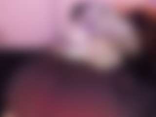Live cam show with Tylla - Small Tits on Uber Horny