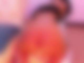 Live cam show with Tylla - Strip Brown Hair on Instabang