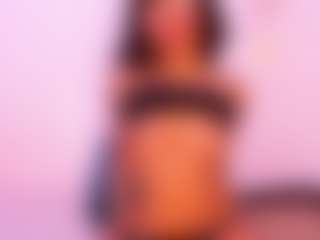 Live cam show with Tylla - Brown Hair on PervPlay.com