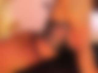 Live cam show with Tylla - Brown Hair on Camsoda