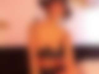 Live cam show with Tylla - Small Tits Brown Hair on Camsoda