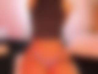 Live cam show with Tylla - Skinny on Soda Cam