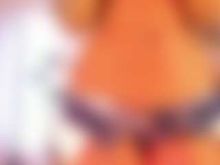 Live cam show with Tylla - Small Tits on livesuperchat.net