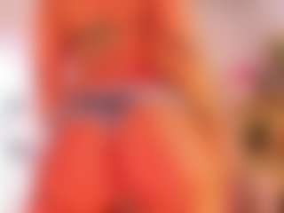 Live cam show with Tylla - Small Tits Brown Hair on Camsoda