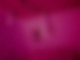 Live-Cam-Show mit Tylla - Uncut Athletic auf Camsoda