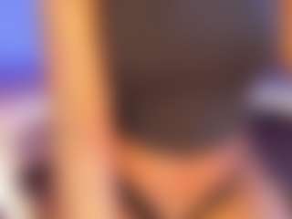 Live cam show with Tylla - Athletic on Camsoda