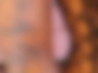 Live cam show with Tylla - Toys on Soda Cam