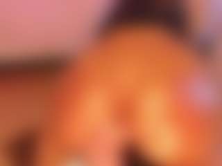 Live cam show with Tylla - White on Camsoda | colombia