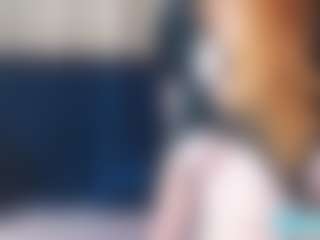 Live cam show with Kitty - Bedroom Brown Hair on CamClone