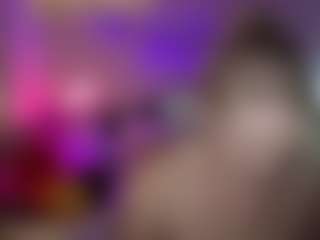 Nia-fuckalot's Live Sex Cam Show