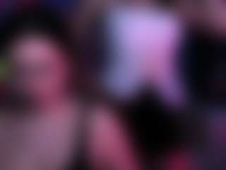 amalialowell's Live Sex Cam Show