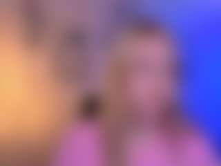 amalialowell's Live Sex Cam Show