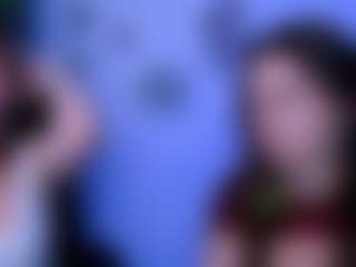 Live cam show with amalialowell - Brown Hair on CamwithHer
