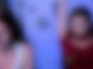 Live cam show with amalialowell - Orgasm on AdultVida.com