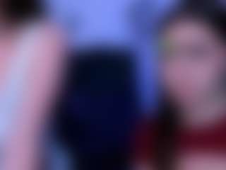 Live cam show with amalialowell - Strip on Camsoda