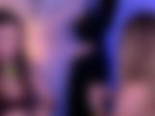 Live cam show with amalialowell - Spanking on pussylord.com