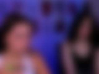 Live cam show with amalialowell - Green Eyes on CamSextacy