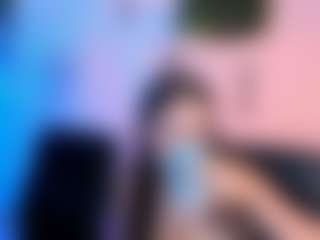Live cam show with amalialowell - Green Eyes on Camsoda