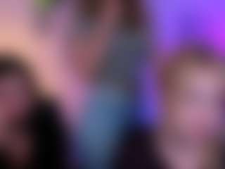 amalialowell's Live Sex Cam Show