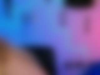Live cam show with amalialowell - Teen (18+) on Camsoda