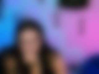 Live cam show with amalialowell - Green Eyes on madthumbs