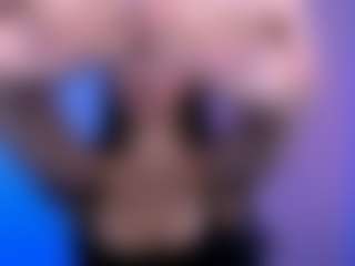 amalialowell's Live Sex Cam Show