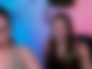 Live cam show with amalialowell - Green Eyes on Soda Cam