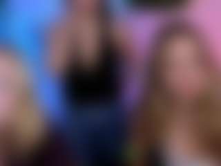 amalialowell's Live Sex Cam Show