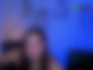 amalialowell's Live Sex Cam Show