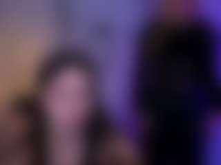 Live cam show with amalialowell - Upskirt on SpunkLive