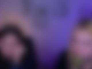 Live cam show with amalialowell - Upskirt on Big Tits