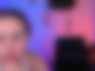 Live cam show with amalialowell - Brown Hair on Gym Cam Girls
