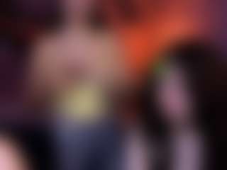 Live cam show with amalialowell - Tease on xDating