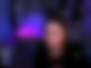 Live cam show with amalialowell - Upskirt on Soda Cam