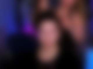 Live cam show with amalialowell - Teen (18+) on Soda Cam
