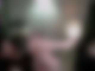 Live cam show with Ave - Smoke on Camsoda