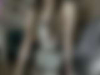 Live cam show with Ave - Sweet on studioflirtlive.com