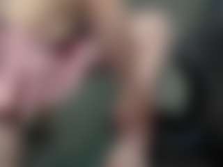 Live cam show with Ave - Roleplay on pussylord.com