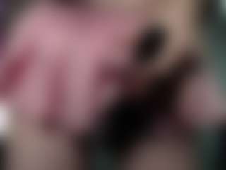 Live cam show with Ave - Sweet on CamwithHer